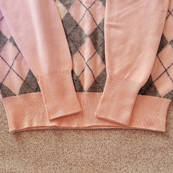 BERK Vintage 100% Cashmere Pink and Gray Argyle V-Neck Sweater Size L - Picture 4 of 11